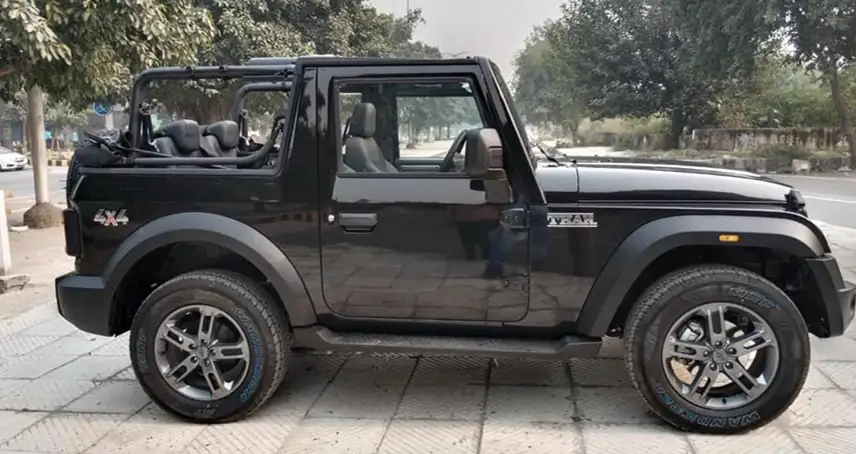 Mahindra Thar 4×4 Convertible (Automatic)